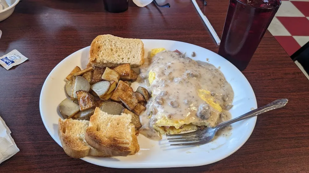 Smothered Omelet with White Bread
